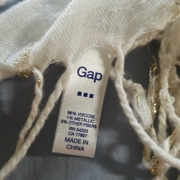 White and Gold Scarf - Picture 2 of 3